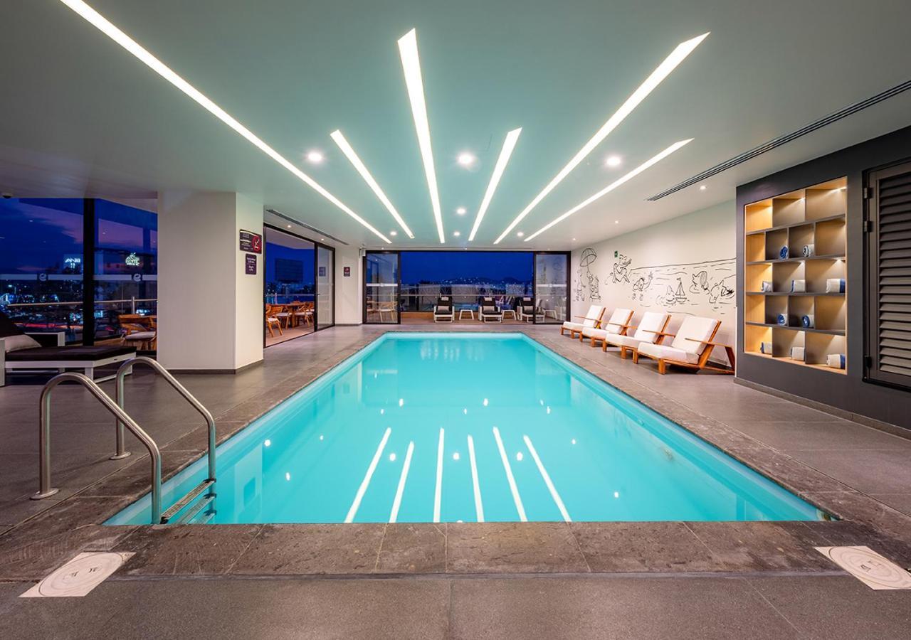 Ramada Encore By Wyndham Guadalajara Aeropuerto Las Pintas エクステリア 写真