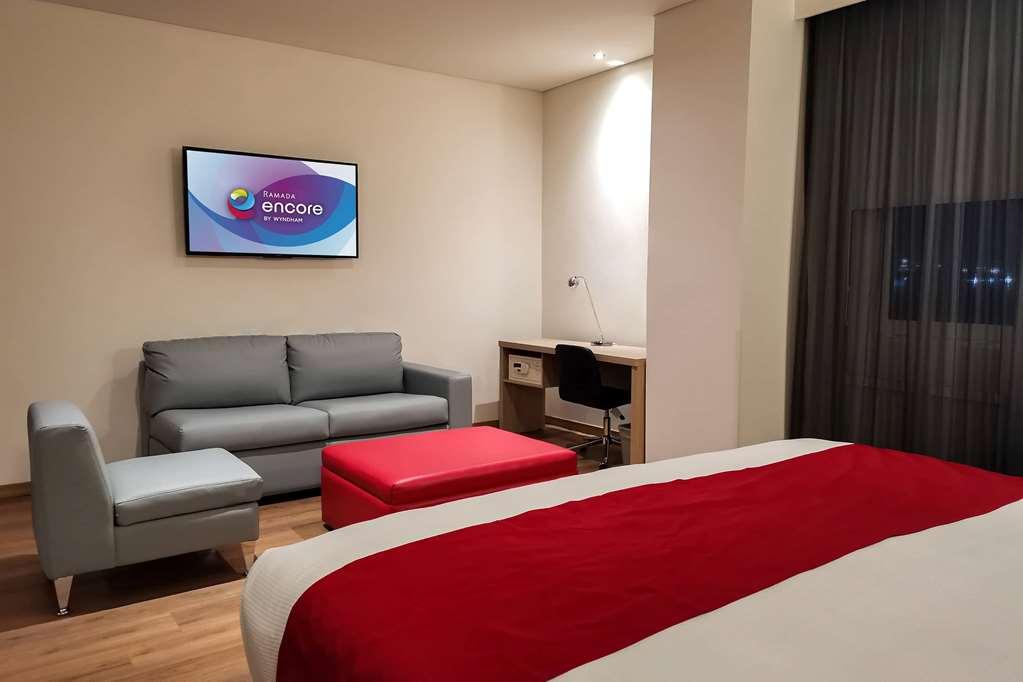 Ramada Encore By Wyndham Guadalajara Aeropuerto Las Pintas 部屋 写真