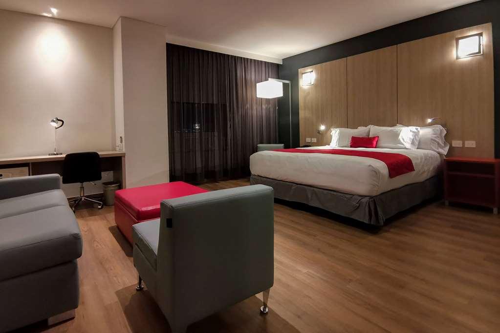 Ramada Encore By Wyndham Guadalajara Aeropuerto Las Pintas 部屋 写真