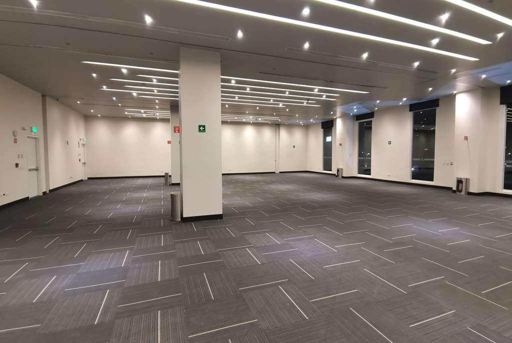 Ramada Encore By Wyndham Guadalajara Aeropuerto Las Pintas 設備 写真